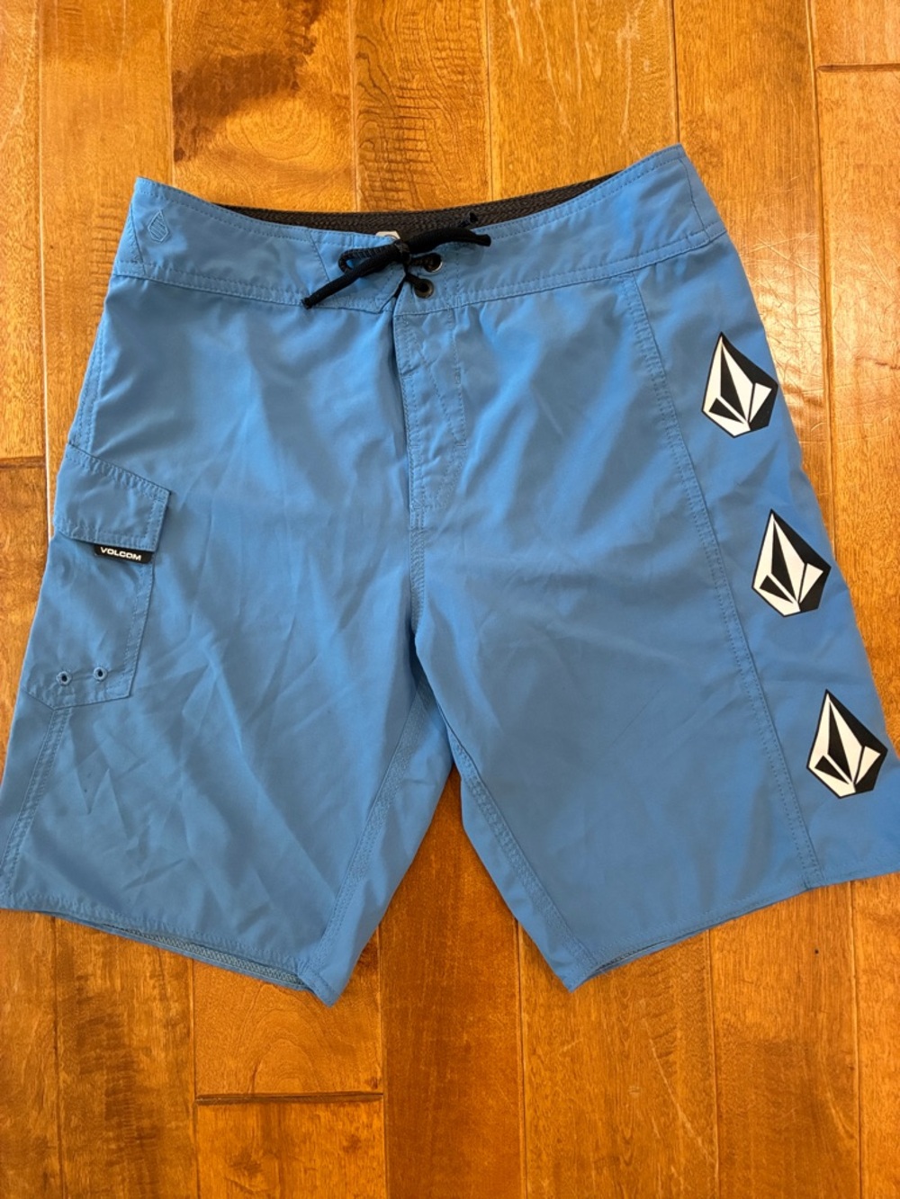 Volcom Men's Light Blue Boardshorts with Logo Tabs